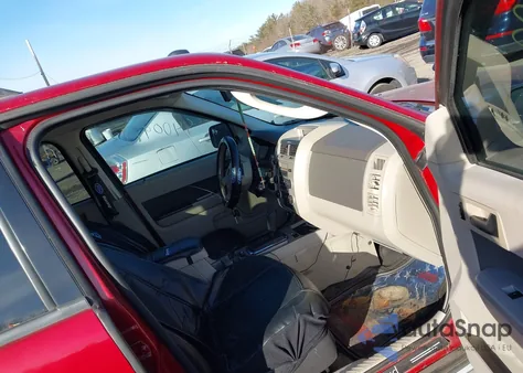 2010 Ford Escape Xlt из США, поврежденный, VIN 1FMCU0D78AKA93506